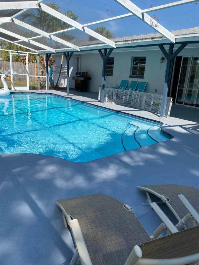 Pool House Near West Melbourne